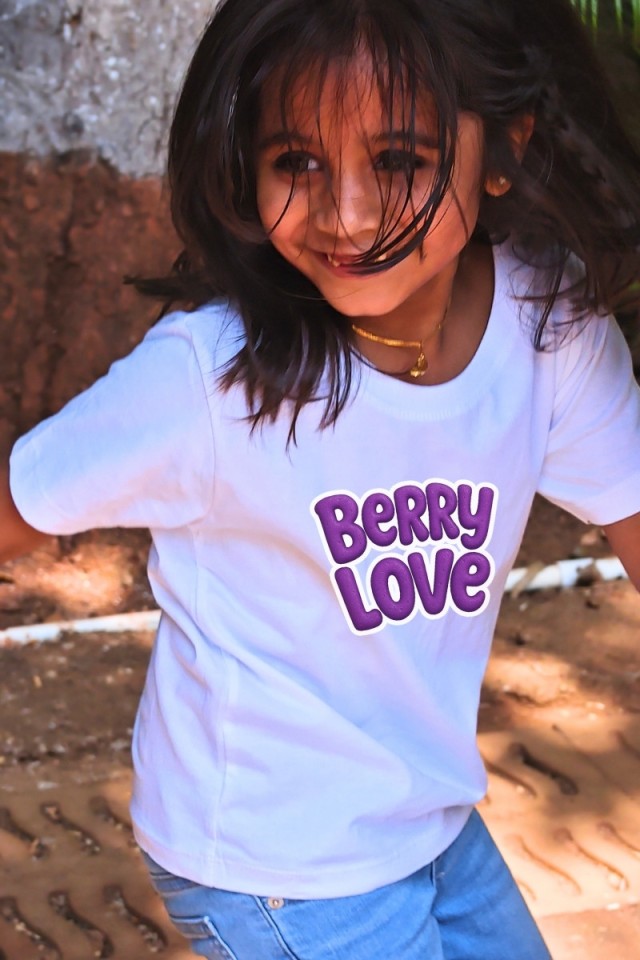 Berry Love White